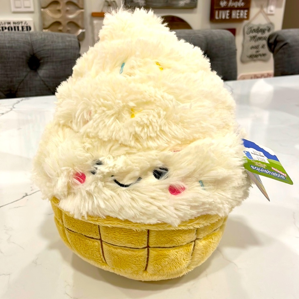 NWT Retired Squishable Comfort Food Ice Cream Soft Serve 🍦 Mini